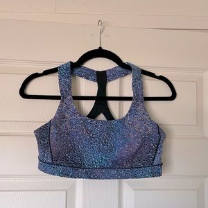 Lululemon sports bra size 10